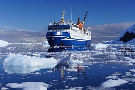 Greenland’s Northern Lights - Fly & Cruise | European Tours from ...