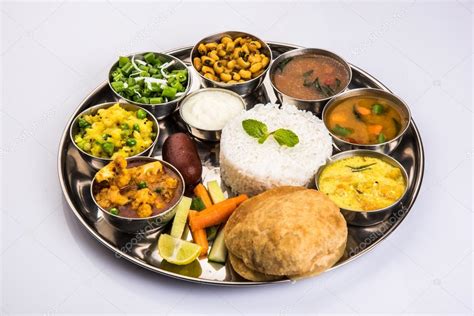 thali indio, thali indio, thali punjabi, thali punjabi, thali indio del norte, roti, gulab jamum ...