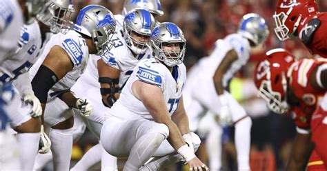 The Detroit Lions' Offensive Line ranked 2nd in the NFL by PFF, FTN ...