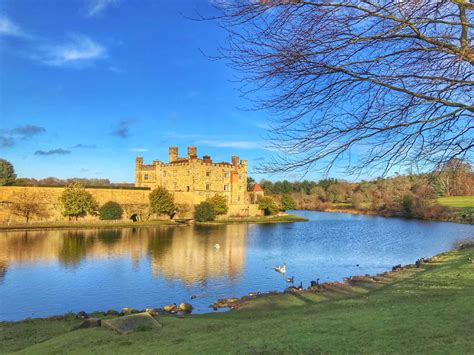 Christmas at Leeds Castle Review: the loveliest castle in the world at the most wonderful time ...