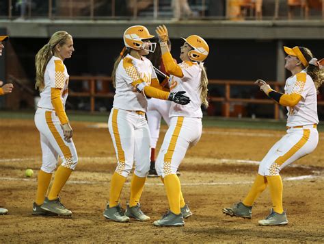 Tennessee softball beats Jacksonville State 3-2 | USA TODAY Sports