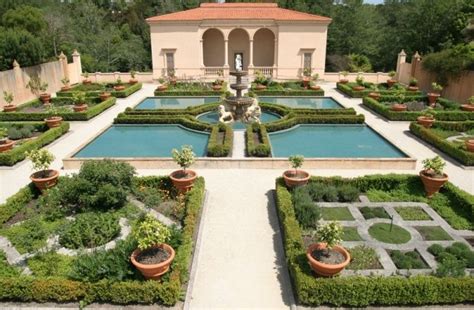 Italian Renaissance Garden – Hamilton Gardens | Renaissance gardens, Italian garden, Backyard