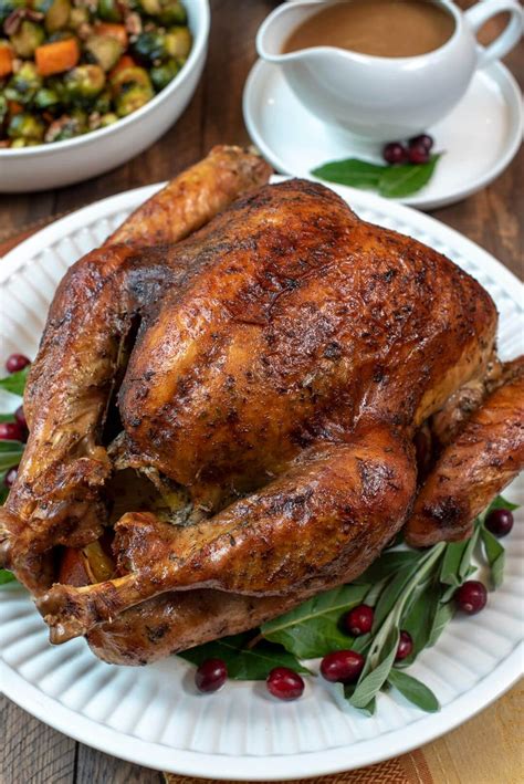 Dry Brine Turkey with Garlic Butter Rub ~ https://www ...