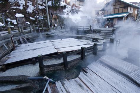 Covered Hot Springs, Japan wallpaper | water | Wallpaper Better