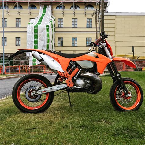 KTM 300 EXC : r/supermoto