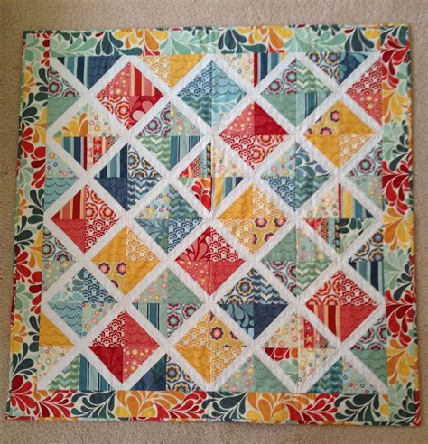 Salt Air lattice quilt--found this one on Pinterest, but modified it to make smaller blocks for ...