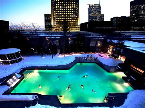 12 Hotels with Rooftop Pool in Montréal - Isa's Guide 2024