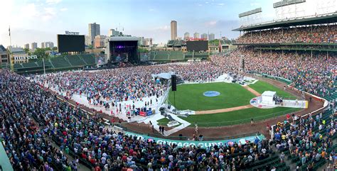 Dead & Company At Wrigley Field, Night One (Summer Tour 2017)