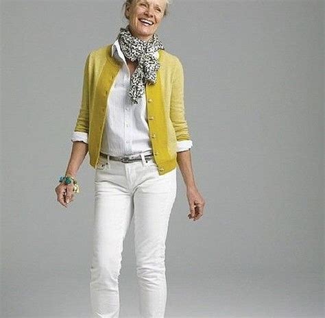 46 Pretty Styles Ideas For 50 Year Old Woman - ADDICFASHION