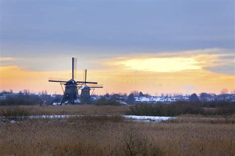 Kinderdijk Windmills in Winter Stock Image - Image of dutch, retro: 17142855