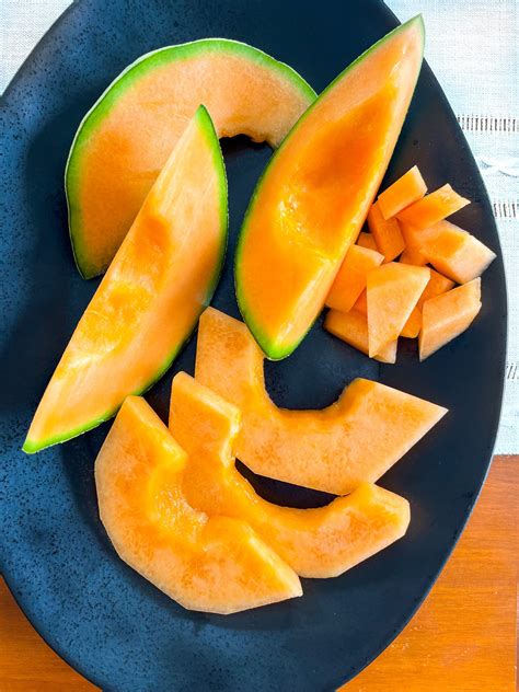 How to Cut a Cantaloupe (3 Ways!) - Tastefully Grace