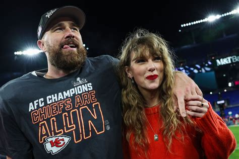 Taylor Swift, Travis Kelce Relationship Crumbling Over Star's ‘Unfair’ Demands: 'He has to roll ...