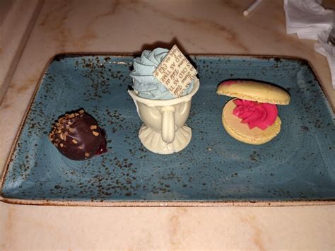 Be Our Guest Restaurant Overview | Disney's Magic Kingdom Dining - DVC Shop