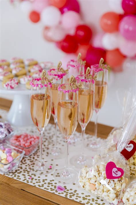 Six Ideas for throwing the Best Valentine's Day Party - Fashionable Hostess