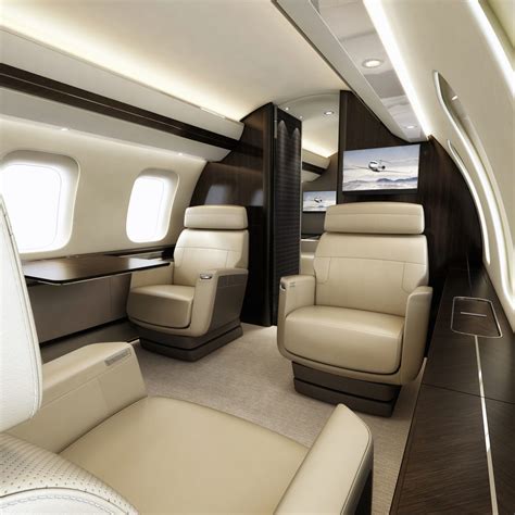 Bombardier's new $73 million Global 7000 private jet: Photos - Business ...