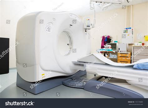 Ct Scan Machine Examination Room Hospital Stock Photo 172174085 | Shutterstock