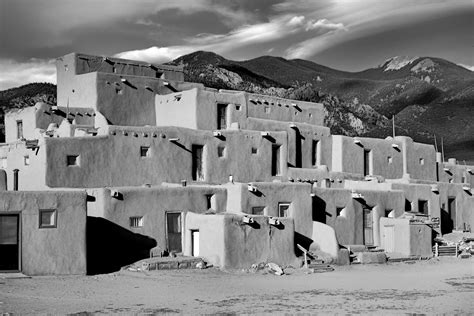 Robert Meyers-Lussier Photography - Taos Pueblo