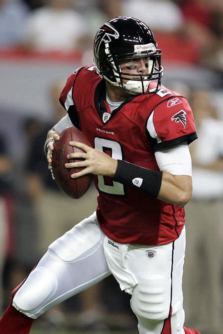 Matt Ryan leads Falcons to joint best record in the NFL