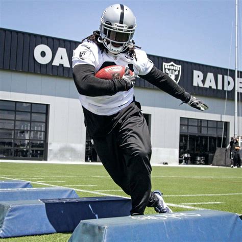 Oakland Raiders, Football Helmets