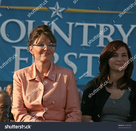 Governor Sarah Palin Willow Palin Washington Stock Photo (Edit Now) 16965409 - Shutterstock