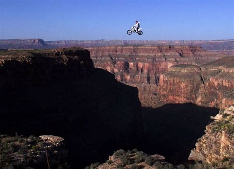 The Best Bike Stunts (30 pics)