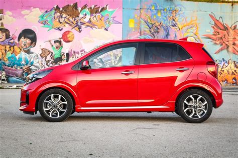 El Kia Picanto 2021 se renueva para seguir siendo uno de los mejores coches urbanos - Holycars TV