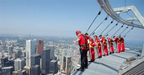 EdgeWalk: Toronto CN Tower Attraction Sets Guinness World Record