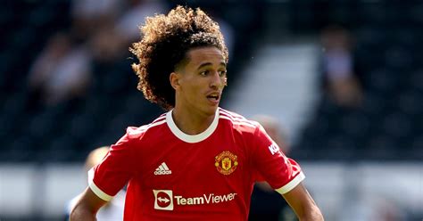 Watch: Hannibal Mejbri's quick feet leave Fred on floor in Man Utd ...