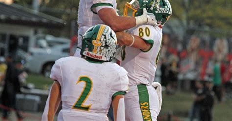 HIGH SCHOOL FOOTBALL: Floyd Central captures 1st HHC title in 20 years | Sports | newsandtribune.com