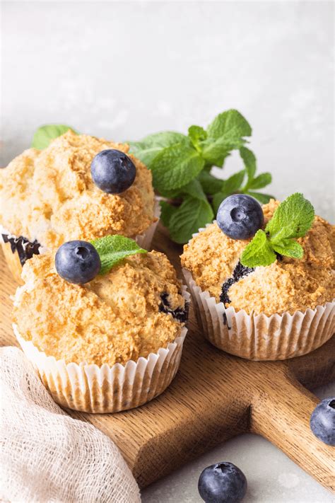 Starbucks Blueberry Muffins (Copycat Recipe) - Insanely Good