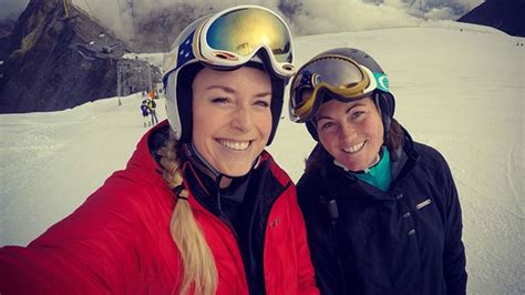 Lindsey Vonn injury: Olympic gold medalist is skiing again - Sports ...