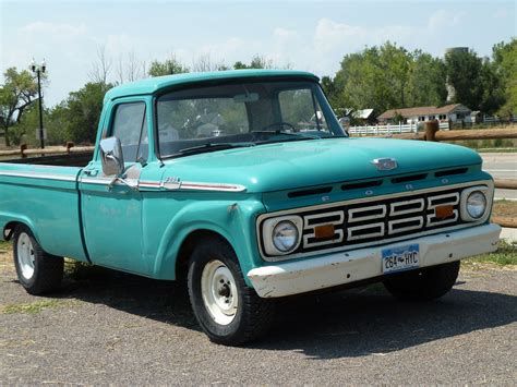 Classic Ford Pickup | Classic cars trucks, Vintage trucks, Ford trucks