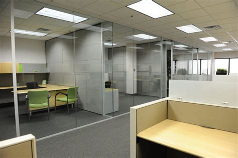 Improve Your Office Feng Shui with Glass Office Walls