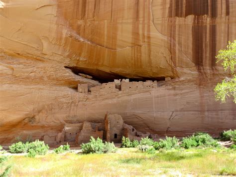 Exploring Arizona's Canyon De Chelly - Savvy Sassy Moms