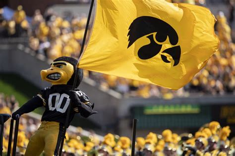 Opinion | Herky’s revamp was a much needed update - The Daily Iowan