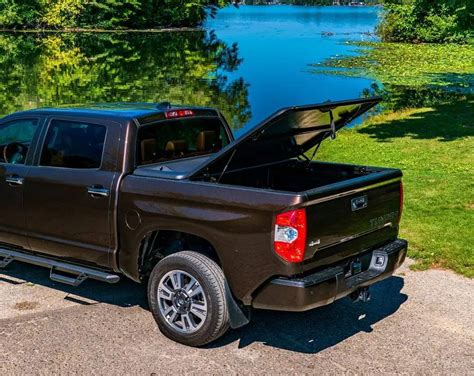 Toyota Tundra Tonneau Cover 2023