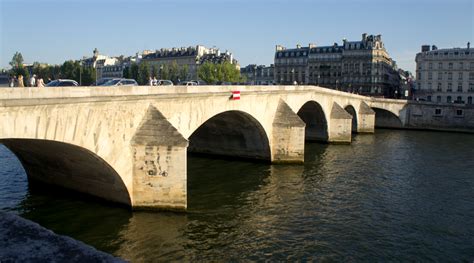 Paris: Pont Royal Bridge