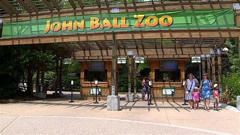 John Ball Zoo plans more exhibits, redesign | WOODTV.com