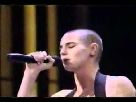 Sinead O'Connor - Mandinka (1989 Grammy's).flv - YouTube