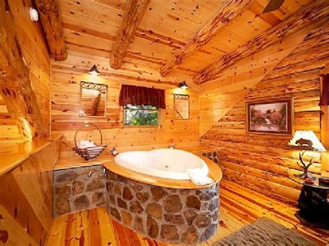 Heartshaped Jacuzzi tub, Mountain Honeymoon ROMANTIC Cabin, Secluded, Private Hot tub - Pigeon ...