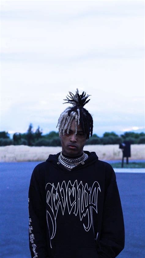 Anyone got more pics of Jah wearing the balck and white revenge hoodie ...