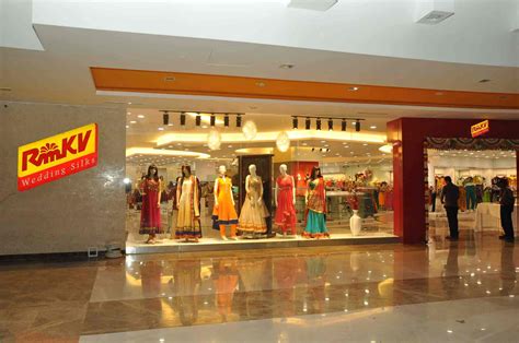 Best Silk Saree Shops in Chennai - Baggout