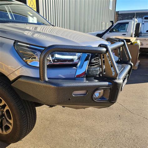 Toyota Hilux SR5 - ARB TAMWORTH