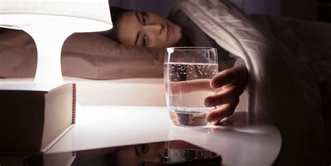 Drinking Water Before Bed: Is It Good to Drink Water Before Bed? | The ...