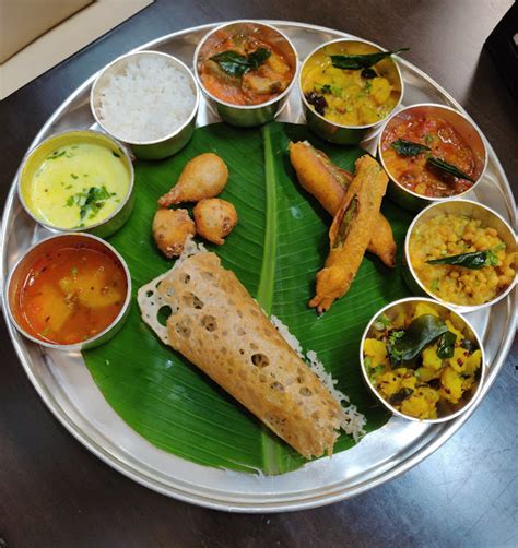 The Divine Cuisine of the Tirupati Temple | Foodaholix