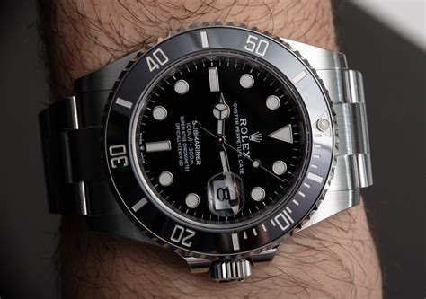 Hands-On: Rolex Submariner 126610LN Watch | aBlogtoWatch