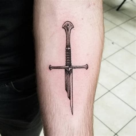 https://www.reddit.com/r/tattoos/comments/ah07wl/narsil_broken_sword_of ...