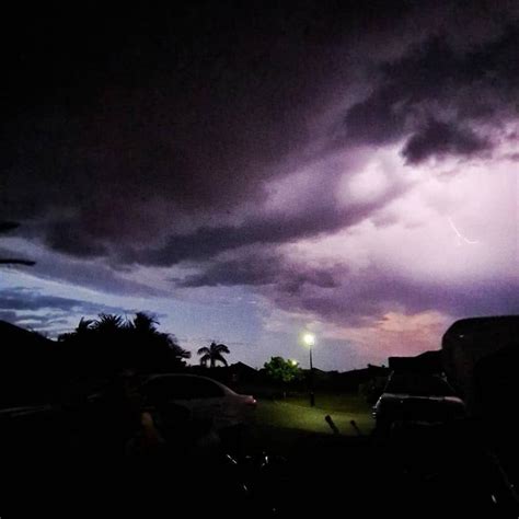 Mackay storm gallery: 80+ epic photos of the super cell | The Courier Mail