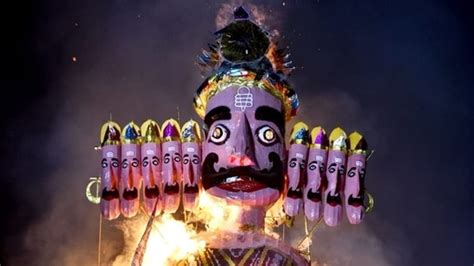 Ravana effigies light up skies as Dussehra celebrations spread cheer | In Pics - Hindustan Times