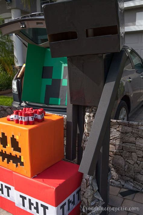 Minecraft Trunk or Treat Ideas for Halloween Decorating Fun - Frog ...